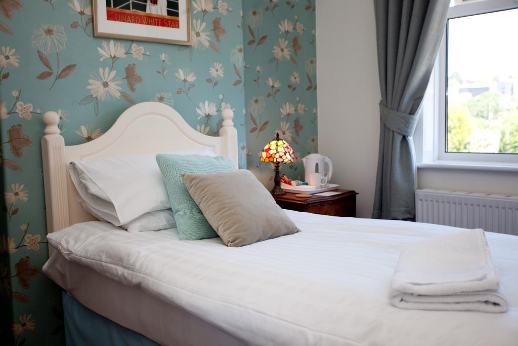 Penwinnick House B&B 세인트오스틀 객실 사진