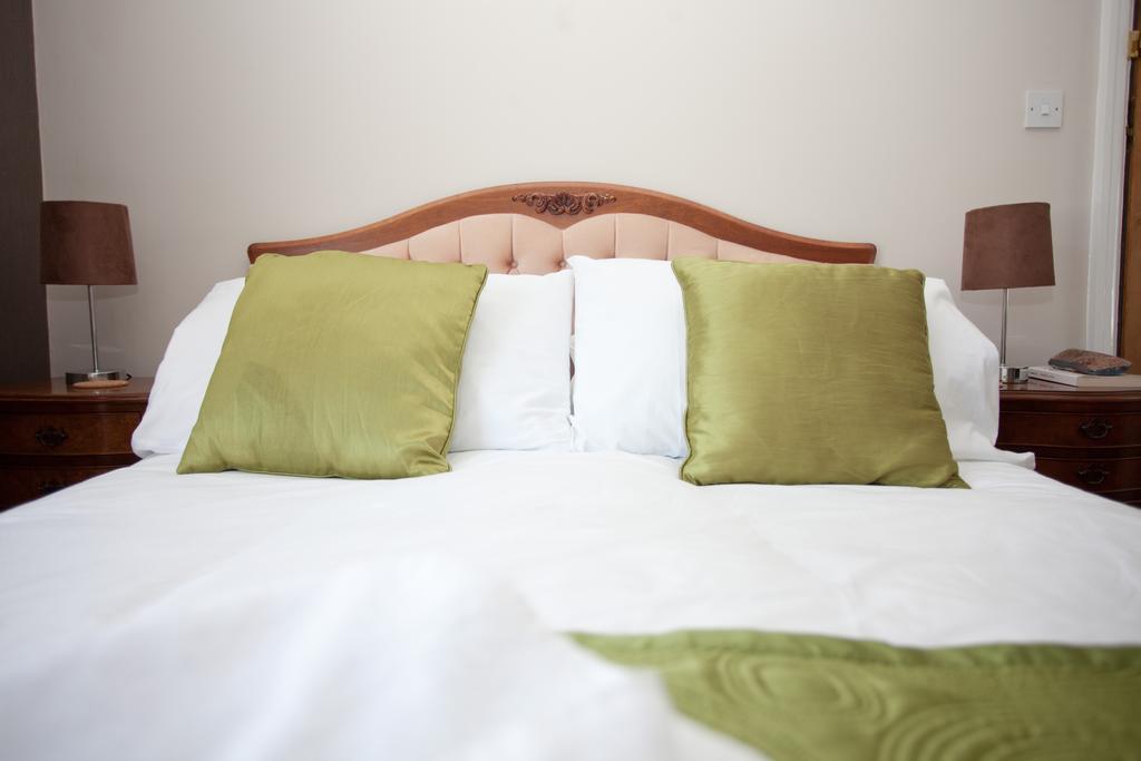 Penwinnick House B&B 세인트오스틀 객실 사진